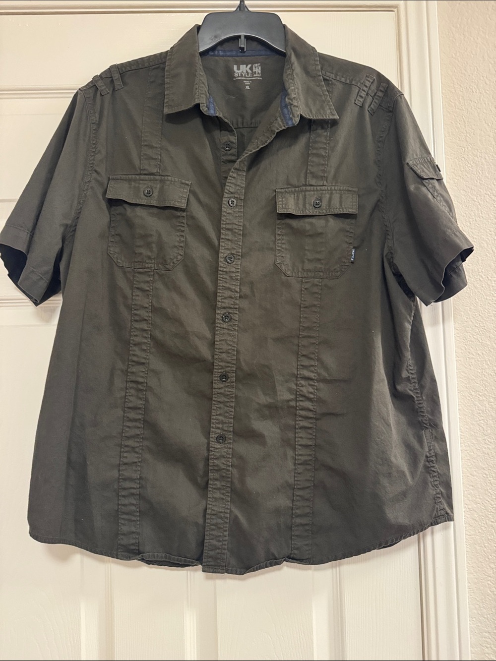 UK French Connection Men’s Olive Green